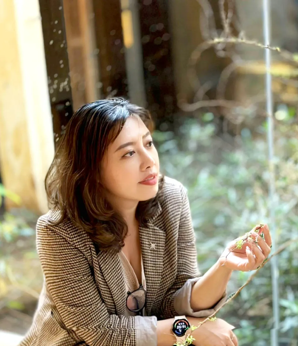 Họa sĩ Trần Hồng Vân Họa sĩ Trần Hồng Vân