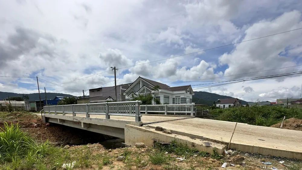 Tỉnh Lâm Đồng đang đẩy nhanh tiến độ dự án hồ chứa nước Ta Hoét (thôn K’rèn, xã Hiệp An, huyện Đức Trọng). Ảnh: ĐOÀN KIÊN