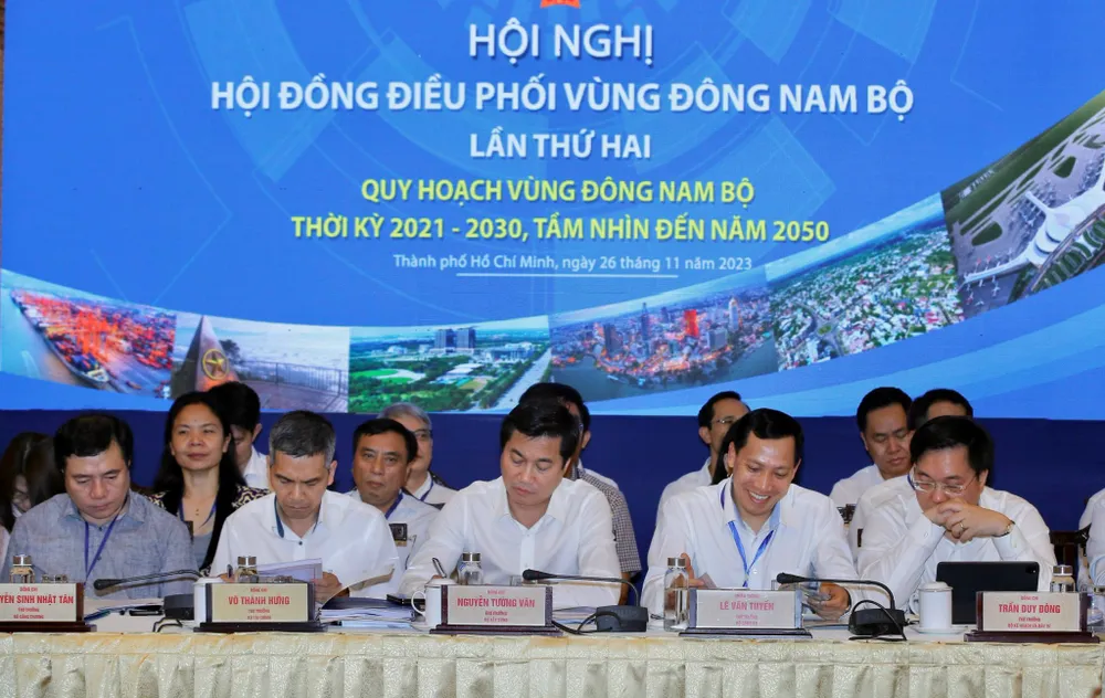 Các đại biểu dự hội nghị. Ảnh: DŨNG PHƯƠNG