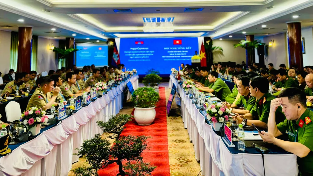 Các đại biểu tại hội nghị. Ảnh: CHÍ THẠCH