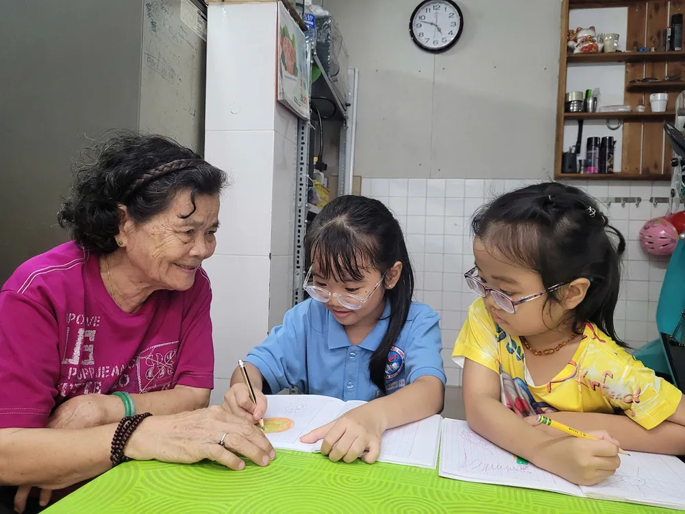 PSA - PHƯƠNG UYÊN.jpg