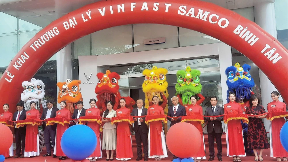 SAMCO và Vinfast hợp tác phát triển giao thông xanh