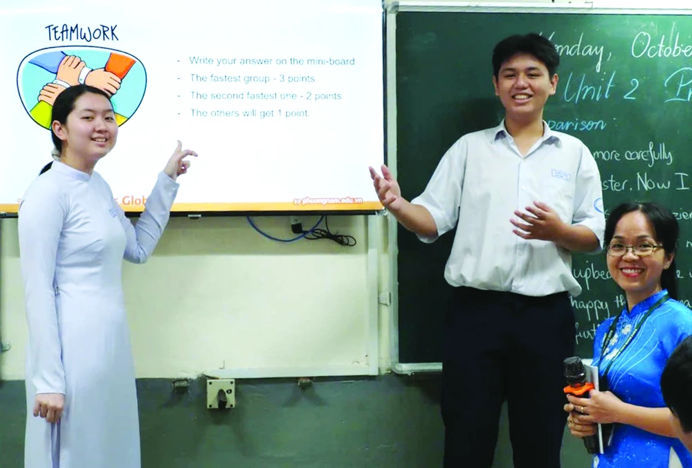 Học sinh lớp 12 Trường THPT Marie Curie (quận 3, TPHCM) trong giờ học của học kỳ 1 năm học 2024-2025. Ảnh: Thu Tâm P1k.jpg