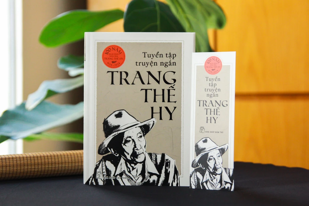 Tuyển tập Truyện ngắn Trang Thế Hy được NXB Trẻ giới thiệu đến bạn đọc. Ảnh: ĐỨC TRUNG F6a.jpg