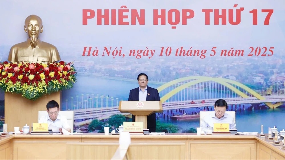 Thủ tướng nêu rõ: năm 2025, thực hiện bằng được mục tiêu có ít nhất 3.000km cao tốc. Ảnh: VIẾT CHUNG 1.jpg