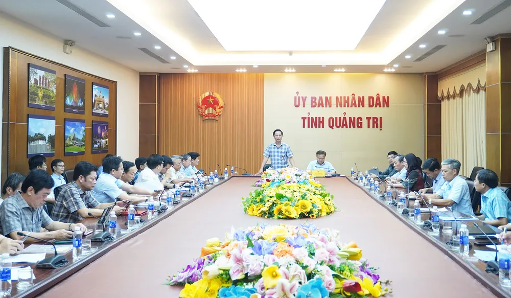 Quyền Chủ tịch UBND tỉnh yêu cầu các ngành, địa phương sẵn sàng các điều kiện để vận hành thử mô hình chính quyền 2 cấp từ ngày 17-6-2025. Ảnh: T.T