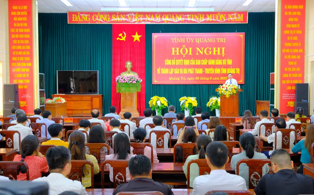 Toàn cảnh hội nghị. Ảnh: Trần Tuyền 132d2162237t4378l5-tuy-hn1.jpg