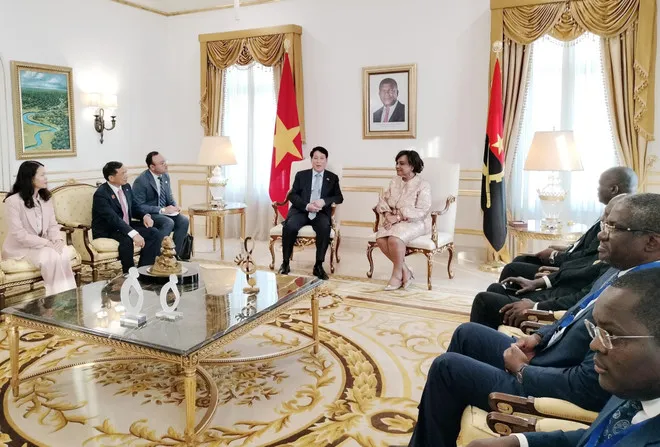 Chủ tịch nước Lương Cường hội kiến Chủ tịch Quốc hội Angola Carolina Cerqueira. Ảnh: TTXVN Chủ tịch nước Lương Cường hội kiến Chủ tịch Quốc hội Angola Carolina Cerqueira. Ảnh: TTXVN
