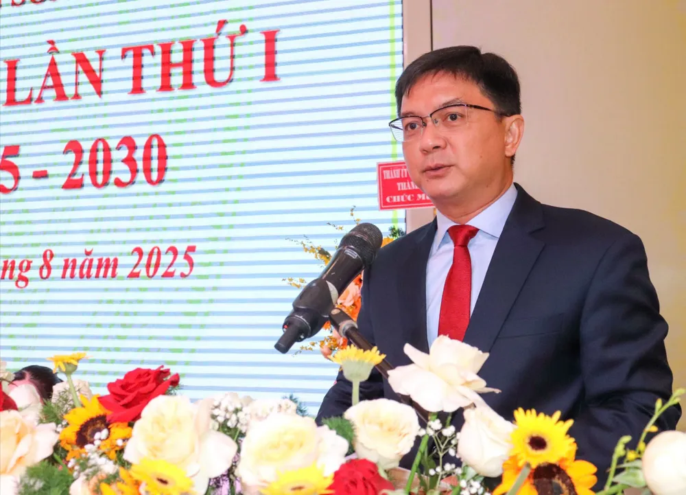 Đồng chí Nguyễn Mạnh Cường phát biểu chỉ đạo đại hội z6905516250615-32aaa5eafbfaf65da2d71f396b7e8db4-8213-5002.jpg
