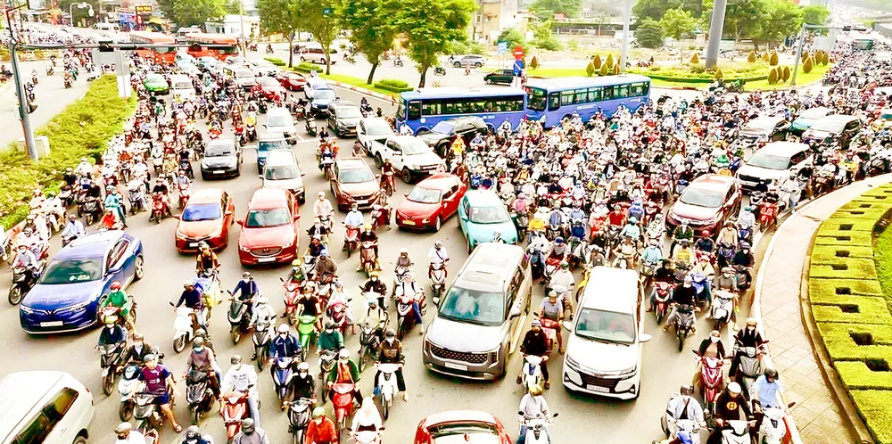 Quốc lộ 13 khu vực cửa ngõ phía Đông TPHCM thường xuyên kẹt xe H1f.jpg