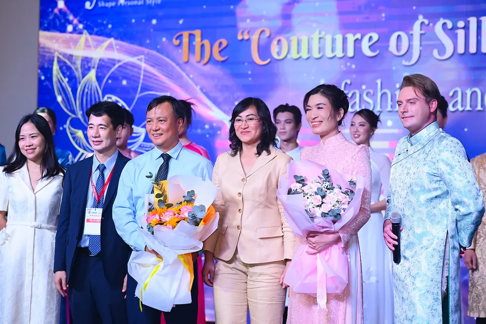 Các đại biểu tại gala dinner “Gracious Vietnam” H6c.jpg