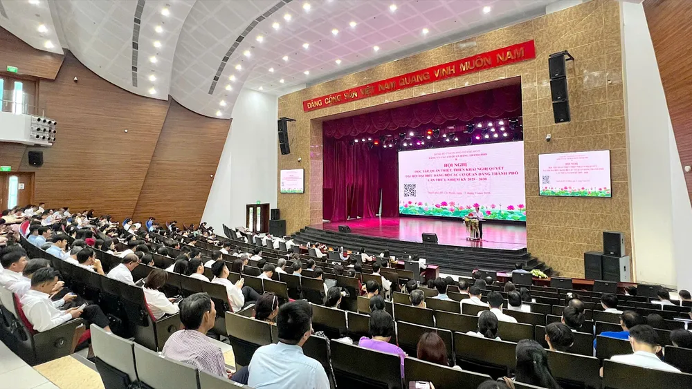 Hội nghị học tập, quán triệt và triển khai Nghị quyết Đại hội đại biểu Đảng bộ các cơ quan Đảng Thành phố lần thứ I, nhiệm kỳ 2025 – 2030 11-9. Đảng uỷ cq Đảng 1.jpg