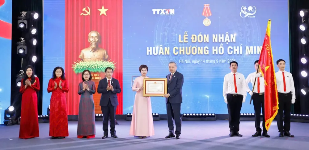 Tổng Bí thư Tô Lâm đã trao tặng Huân chương Hồ Chí Minh cho Thông tấn xã Việt Nam ba885e4f84e00fbe56f1-7036-495.jpg