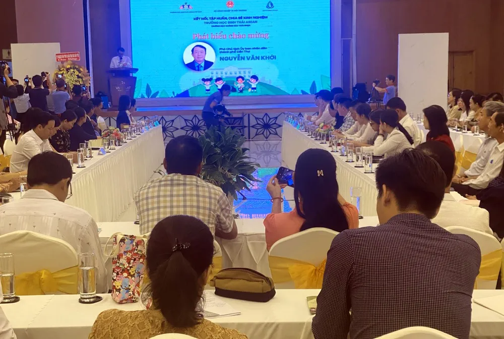 Quang cảnh hội thảo 11-9418-2022.jpg