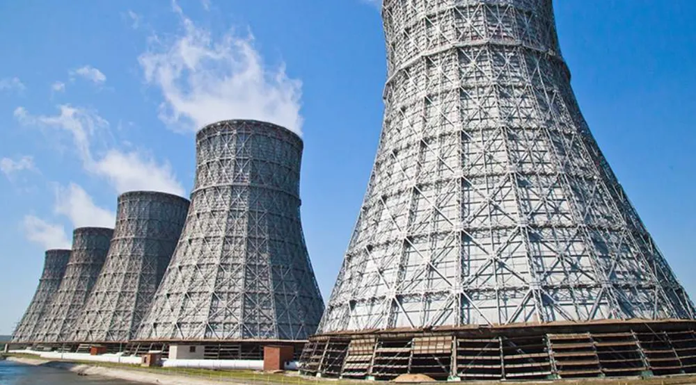 Tháp làm mát của Nhà máy điện hạt nhân Novovoronezh. Ảnh: Izvetia screenshot-2025-10-08-061825-6493-834.png