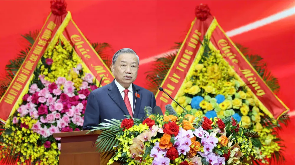 Tổng Bí thư Tô Lâm phát biểu chỉ đạo đại hội, sáng 13-10. Ảnh: QUANG PHÚC