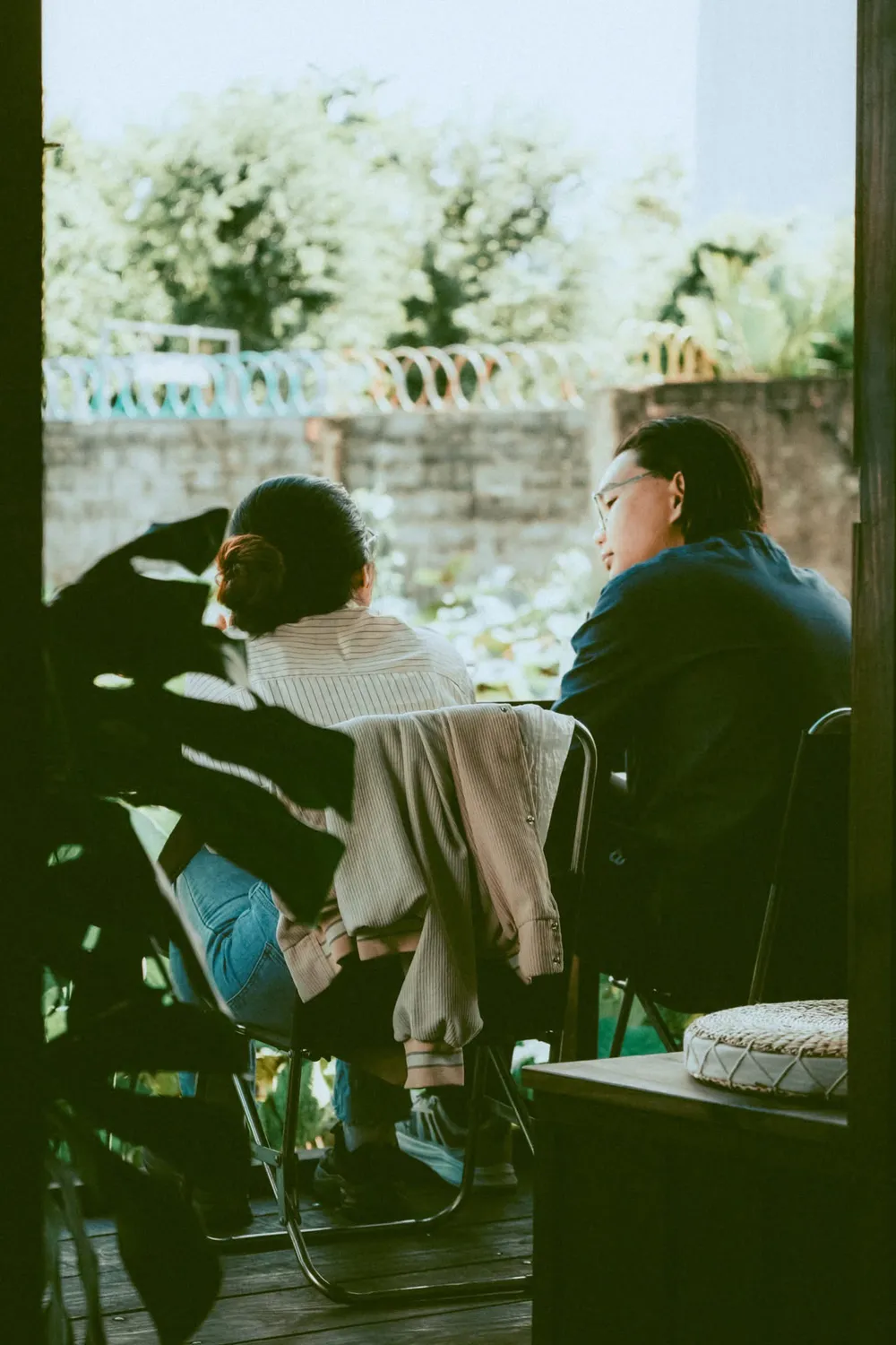 Chúng ta cần những buổi trò chuyện để lắng nghe phiên bản chưa hoàn hảo của chính mình. Ảnh: KHANH TRỊNH CN4 mai am.jpg