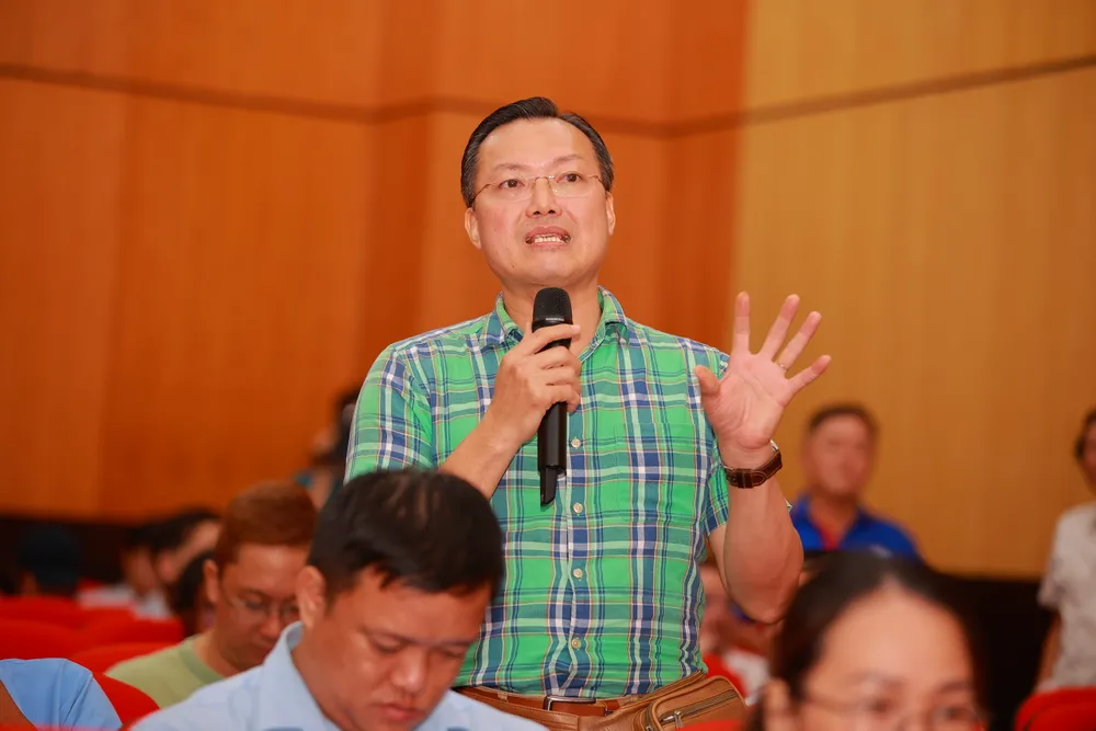 Chuyên gia bóng đá Huỳnh Sang