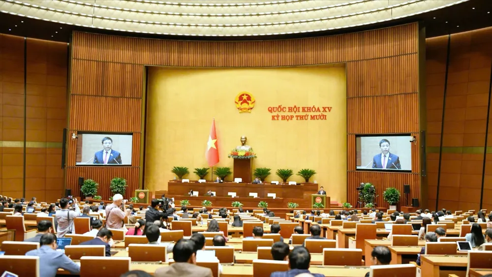 Phiên họp Quốc hội, sáng 6-11. Ảnh: QUANG PHÚC