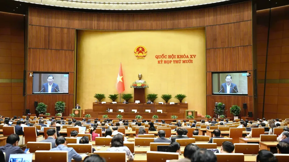 Quang cảnh phiên họp Quốc hội, sáng 7-11. Ảnh: QUANG PHÚC