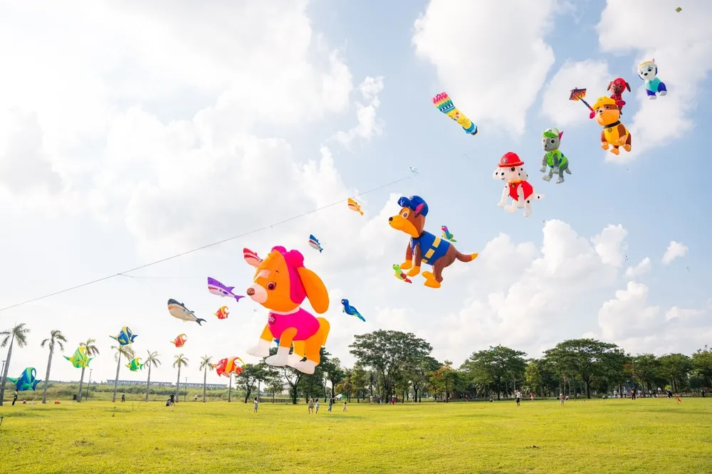 Hình ảnh thực tế tại Waterpoint - đô thị tích hợp được bao bọc bởi 5,8km đường sông, uyển chuyển theo mạch chảy của dòng nước để cư dân hưởng trọn sự trù phú từ thế đất bãi bồi độc đáo bên bờ Vàm Cỏ Đông