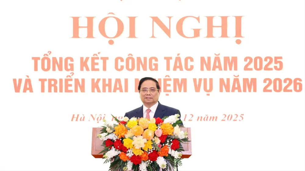 Thủ tướng Phạm Minh Chính phát biểu tại hội nghị tổng kết công tác năm 2025 và triển khai nhiệm vụ năm 2026 của Bộ Xây dựng
