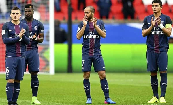 PSG (giữa) vào chung kết Cúp Quốc gia Pháp sau khi đánh bại Monaco.