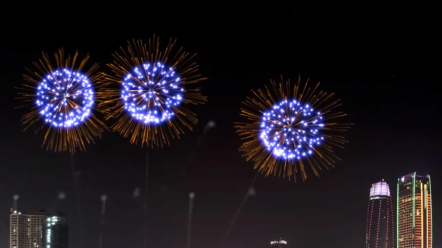 Pháo hoa máy tính DIFF 2017- ngoạn mục không kém trên sân khấu ảnh 2