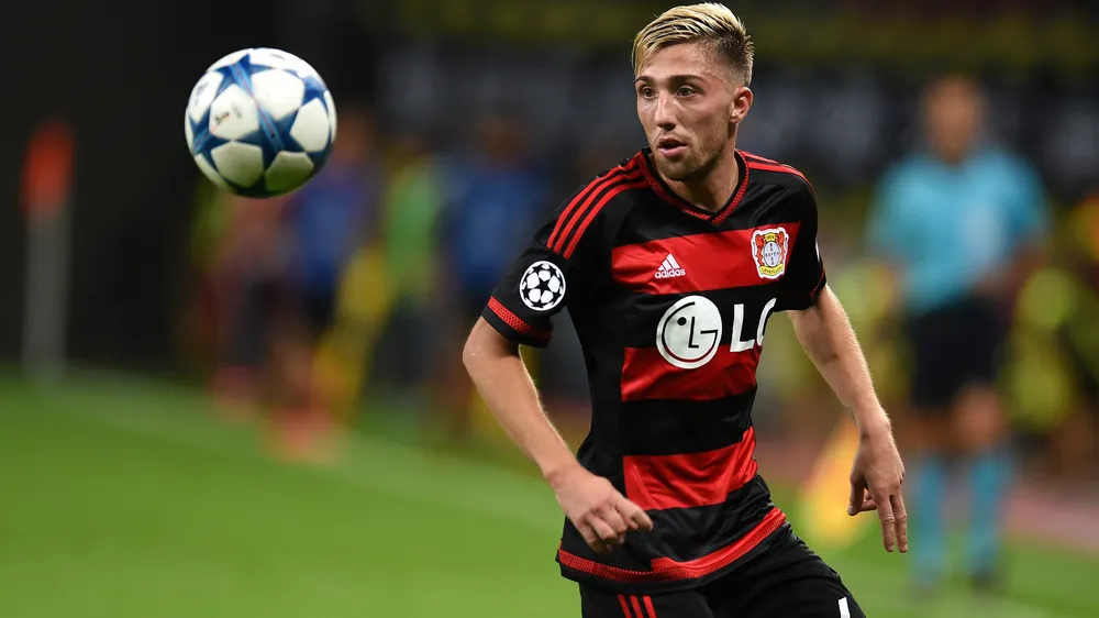 Kevin Kampl đã không thể đến Bắc Kinh để đoàn tụ với người thầy cũ Roger Schmidt.