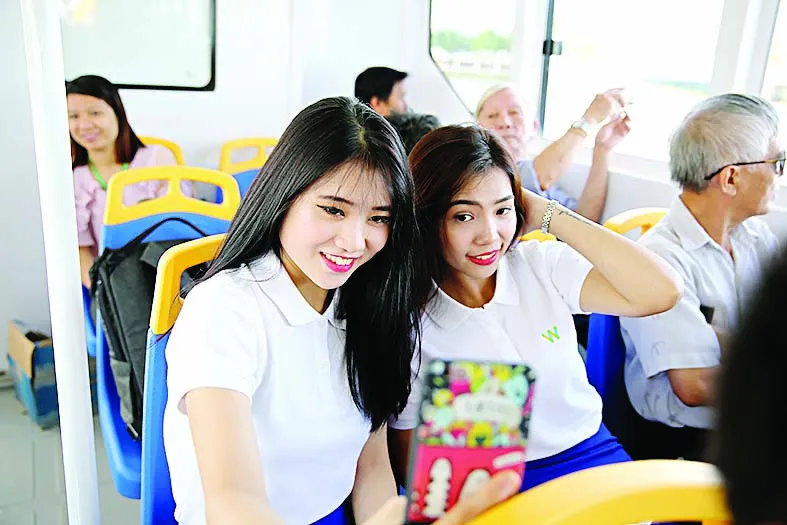 Thích thú trải nghiệm buýt đường sông  ảnh 3 Thích thú trải nghiệm buýt đường sông  ảnh 3