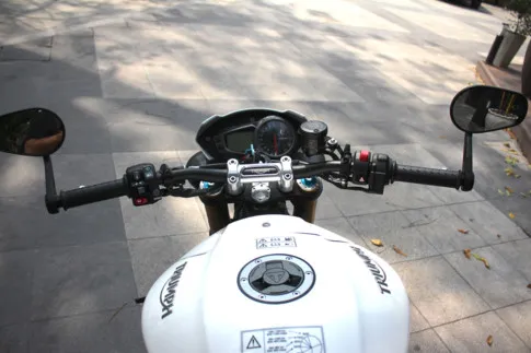 ‘Chiến binh đường phố’ Triumph Speed Triple R 2017 về Việt Nam - ảnh 5