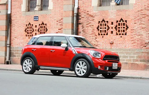 MINI Countryman S, khi bé hạt tiêu trưởng thành - ảnh 1