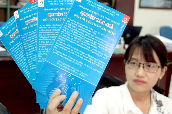 Tận thu bản quyền cho ai? ảnh 1 Tận thu bản quyền cho ai? ảnh 1