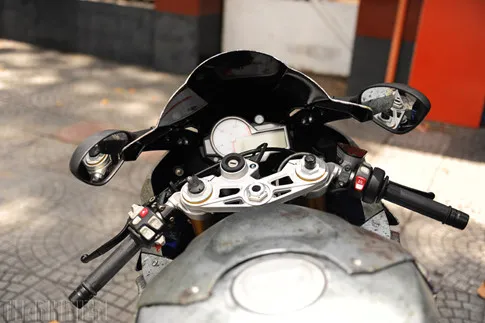 Chiêm ngưỡng ‘cá mập trắng’ BMW S1000RR tại Việt Nam - ảnh 7