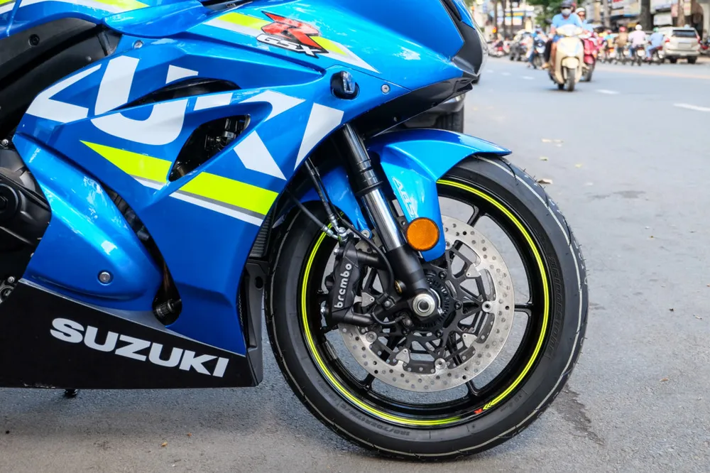 Suzuki GSX-R1000 2017 dau tien tai Viet Nam hinh anh 5