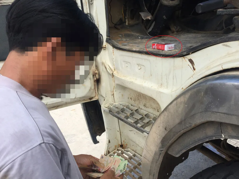 Xe cũ nát lọt 'lỗ kim' đăng kiểm ảnh 1 Xe cũ nát lọt 'lỗ kim' đăng kiểm - ảnh 1