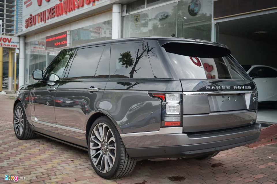 SUV hang sang Range Rover Hybrid gia hon chuc ty dau tien tai VN hinh anh 3