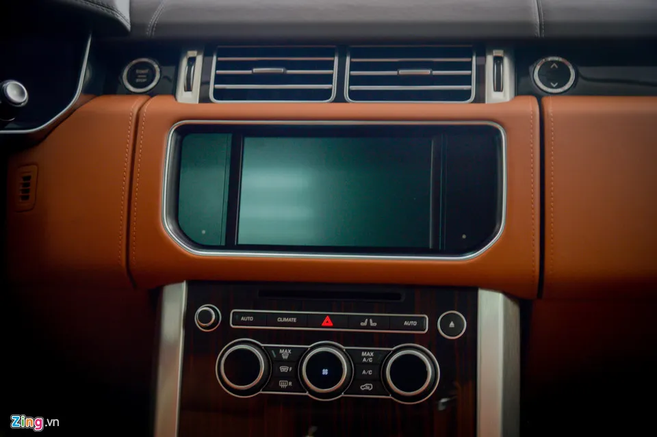 SUV hang sang Range Rover Hybrid gia hon chuc ty dau tien tai VN hinh anh 8