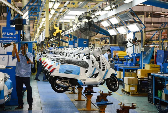 Vespa GTS thế hệ mới được lắp ráp tại nhà máy Piaggio VN ở Vĩnh Phúc.