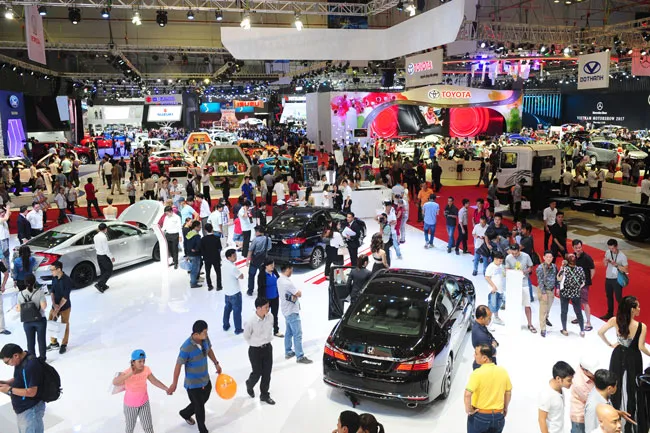 Dàn xe mới tràn ngập Vietnam Motor Show 2017 ảnh 10 Dàn xe mới tràn ngập Vietnam Motor Show 2017 ảnh 10