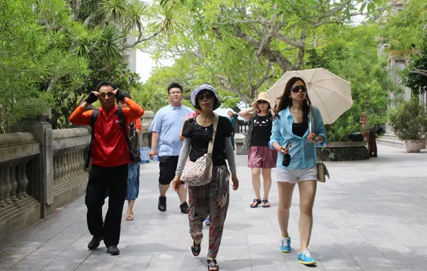 Đằng sau du lịch tăng trưởng