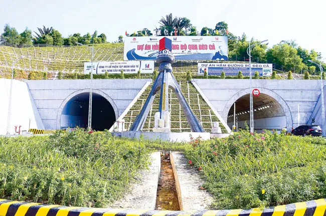 Đại công trình hầm đèo Cả về đích ảnh 2 Đại công trình hầm đèo Cả về đích ảnh 2