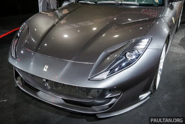 Siêu xe Ferrari 812 Superfast chính thức trình làng tại Đông Nam Á với giá chưa thuế 8,38 tỷ Đồng - Ảnh 6. Siêu xe Ferrari 812 Superfast chính thức trình làng tại Đông Nam Á với giá chưa thuế 8,38 tỷ Đồng - Ảnh 6.