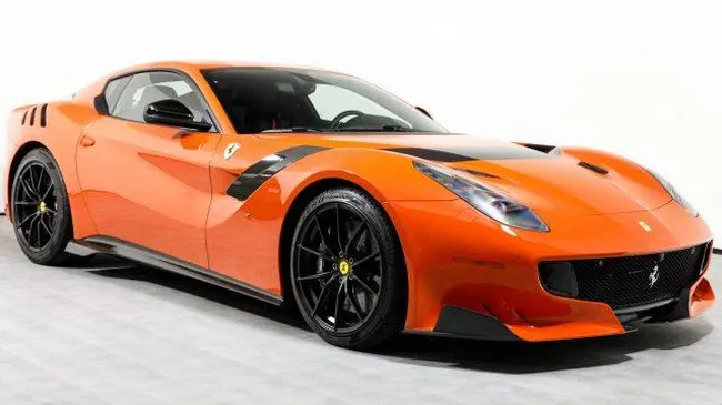 Vẻ đẹp của chiếc Ferrari F12tdf có giá bán siêu đắt đỏ trên thế giới, giá từ 31,8 tỷ Đồng Vẻ đẹp của chiếc Ferrari F12tdf có giá bán siêu đắt đỏ trên thế giới, giá từ 31,8 tỷ Đồng