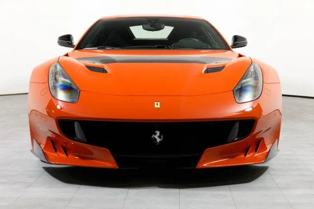Vẻ đẹp của chiếc Ferrari F12tdf có giá bán siêu đắt đỏ trên thế giới, giá từ 31,8 tỷ Đồng - Ảnh 1. Vẻ đẹp của chiếc Ferrari F12tdf có giá bán siêu đắt đỏ trên thế giới, giá từ 31,8 tỷ Đồng - Ảnh 1.