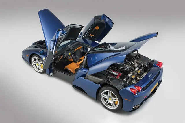 Hàng hiếm Ferrari Enzo với màu sơn cực độc được bán với giá 53,6 tỷ Đồng - Ảnh 6. Hàng hiếm Ferrari Enzo với màu sơn cực độc được bán với giá 53,6 tỷ Đồng - Ảnh 6.
