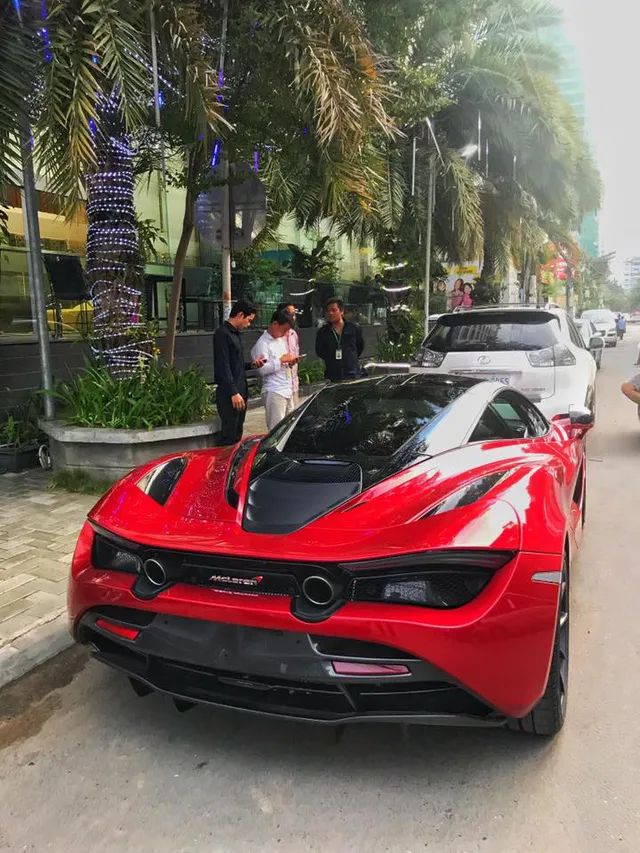 McLaren 720S đầu tiên xuất hiện tại Campuchia, đại gia Việt phát hờn - Ảnh 7. McLaren 720S đầu tiên xuất hiện tại Campuchia, đại gia Việt phát hờn - Ảnh 7.