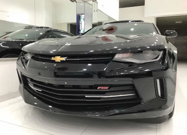 Thêm hàng hiếm Chevrolet Camaro RS 2017 được đưa về nước, trang bị thêm mâm độ của Ruff - Ảnh 4. Thêm hàng hiếm Chevrolet Camaro RS 2017 được đưa về nước, trang bị thêm mâm độ của Ruff - Ảnh 4.