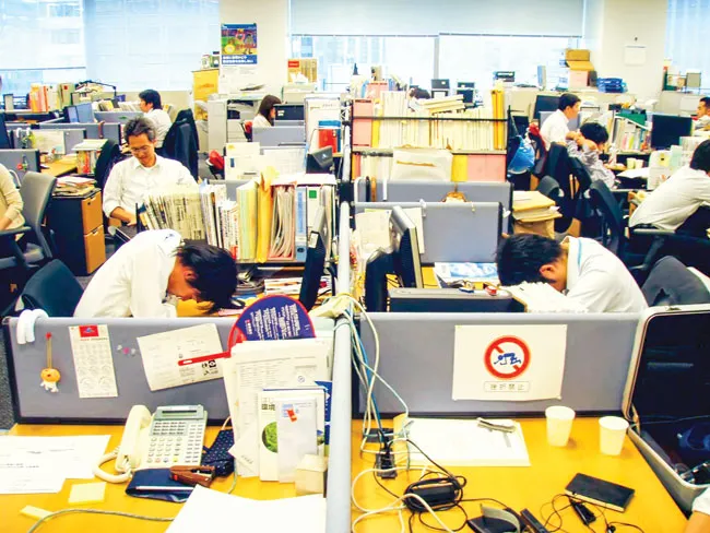 Nhật Bản lo ngại làm việc quá sức ảnh 1 Nhật Bản lo ngại làm việc quá sức ảnh 1