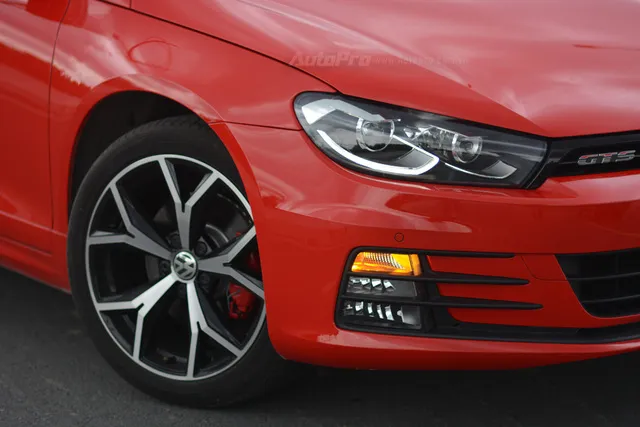 Làm quen với cặp đôi Scirocco 2017 sẽ được hãng Volkswagen trưng bày tại triển lãm VIMS 2017 - Ảnh 17. Làm quen với cặp đôi Scirocco 2017 sẽ được hãng Volkswagen trưng bày tại triển lãm VIMS 2017 - Ảnh 17.